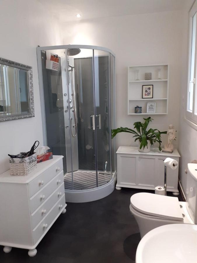 Oasis Master Suite Marconne Esterno foto