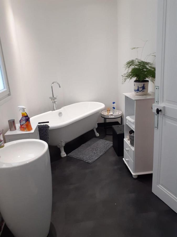 Oasis Master Suite Marconne Esterno foto
